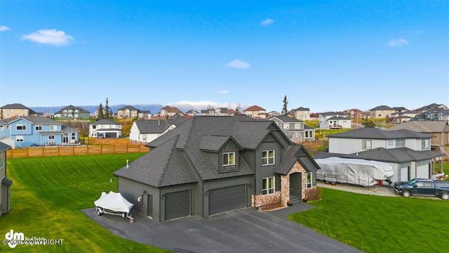 3673 S Barn Gable Loop, Wasilla, AK 99654