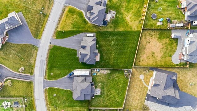3673 S Barn Gable Loop, Wasilla, AK 99654