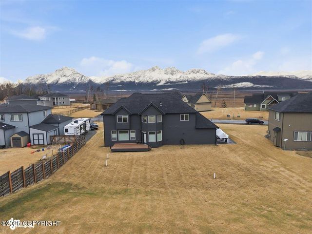 3673 S Barn Gable Loop, Wasilla, AK 99654