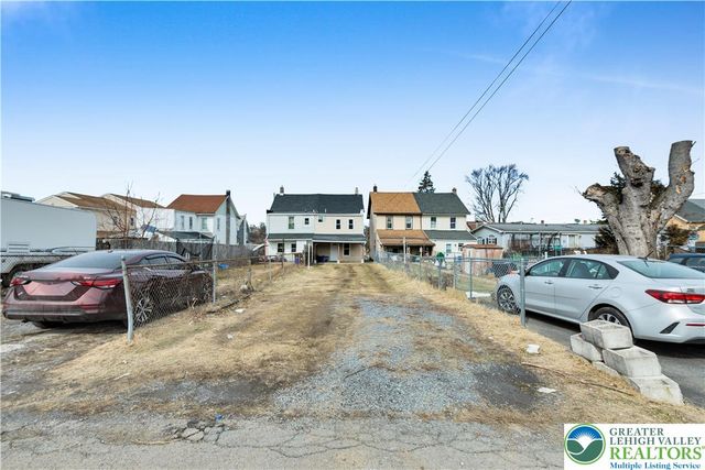 1062 Wilkes Barre Street, Easton, PA 18042