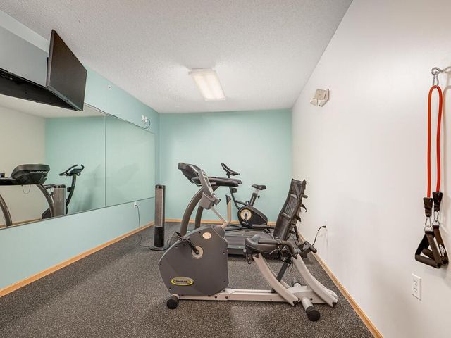 3600 Wooddale Avenue S 304, Saint Louis Park, MN 55416