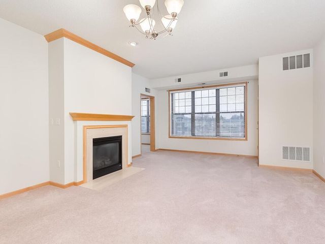 3600 Wooddale Avenue S 304, Saint Louis Park, MN 55416