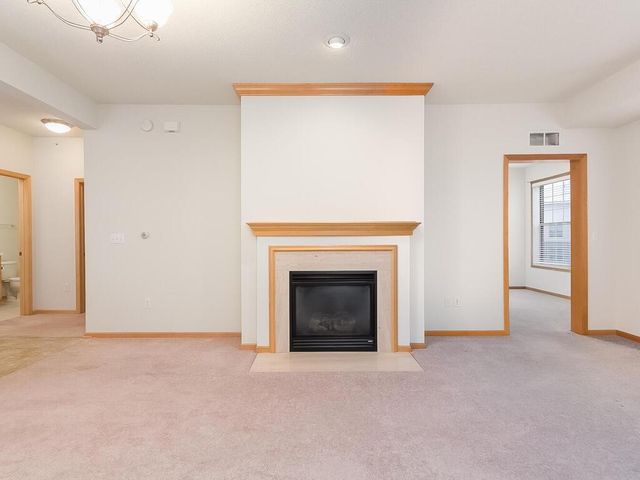 3600 Wooddale Avenue S 304, Saint Louis Park, MN 55416