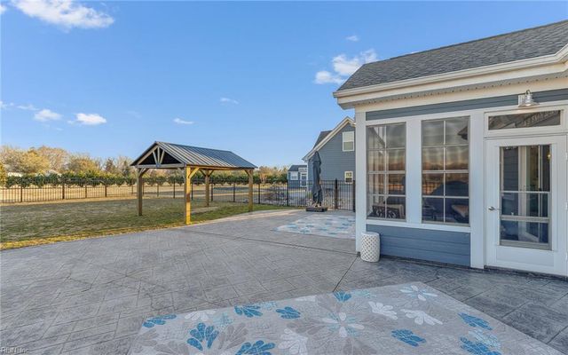 2003 Anthony PL, Suffolk, VA 23432