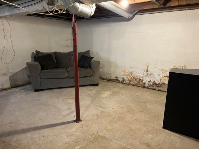 14381 BALDWIN Street Ext, Meadville, PA 16335