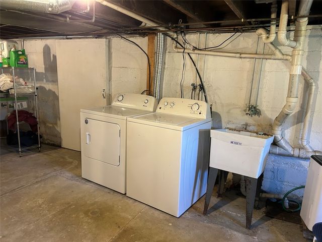 14381 BALDWIN Street Ext, Meadville, PA 16335