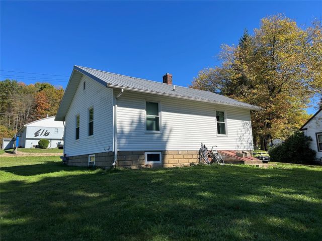 14381 BALDWIN Street Ext, Meadville, PA 16335