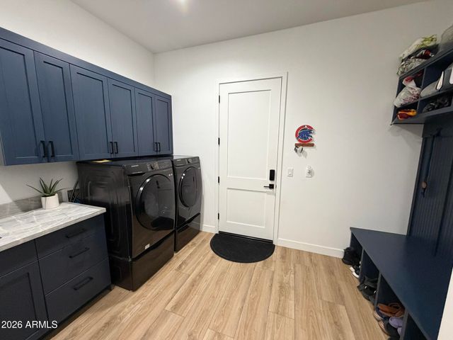 4269 E 4TH Avenue, Apache Junction, AZ 85119