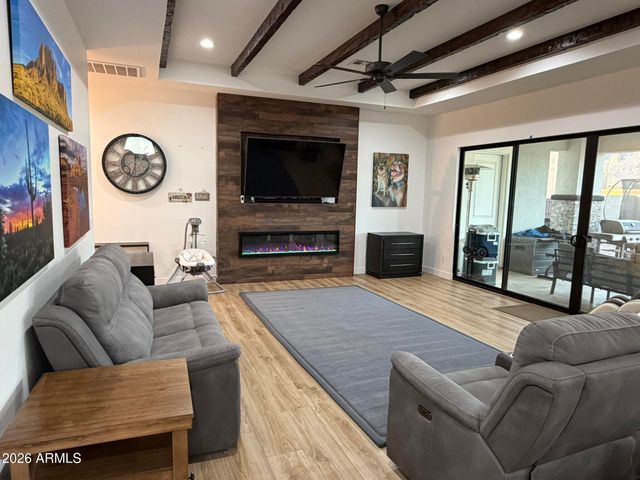4269 E 4TH Avenue, Apache Junction, AZ 85119