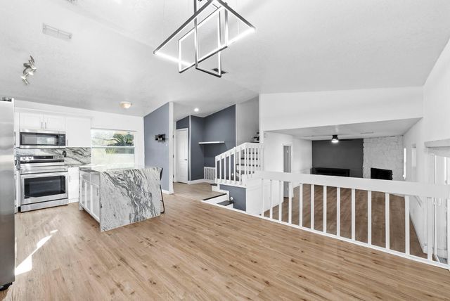 3210 ACAPULCO DRIVE, Riverview, FL 33578