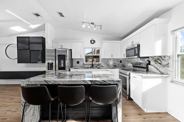 3210 ACAPULCO DRIVE, Riverview, FL 33578