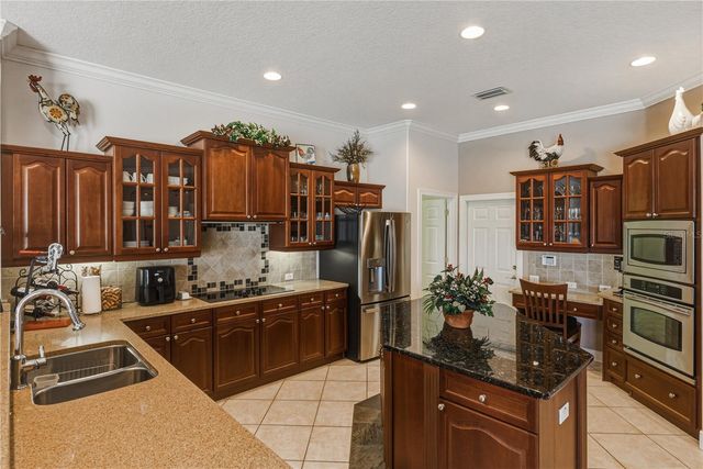 33909 AMERICANA AVENUE, Dade City, FL 33525