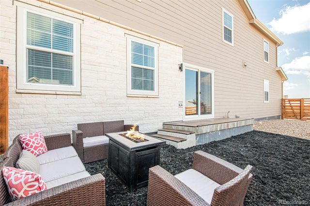 3286 N Coolidge Way, Aurora, CO 80019