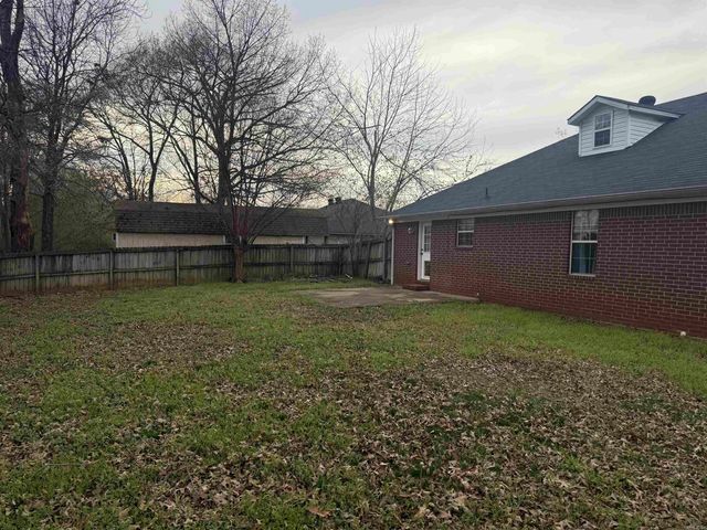 104 Donna Kay Drive, Greenbrier, AR 72058