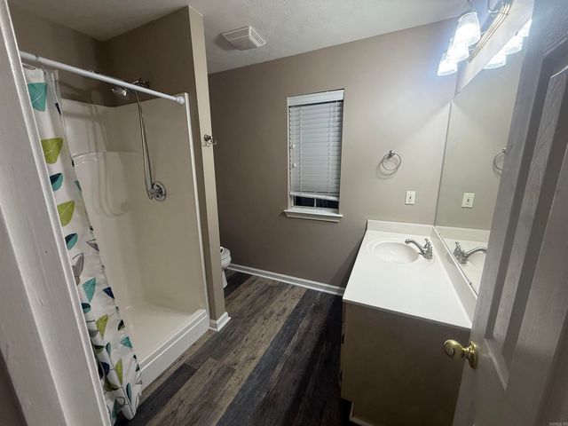 104 Donna Kay Drive, Greenbrier, AR 72058