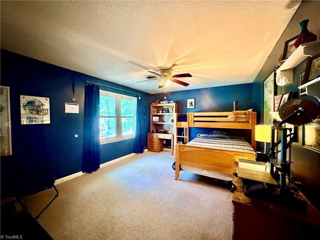 4400 Oak Hollow Drive, High Point, NC 27265