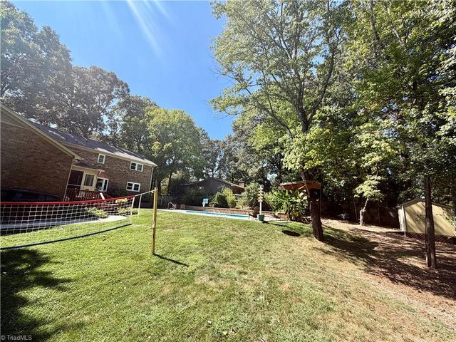 4400 Oak Hollow Drive, High Point, NC 27265