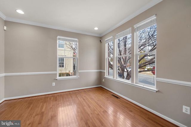 8896 SONG SPARROW DR, Gainesville, VA 20155