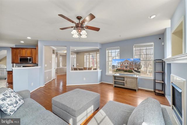 8896 SONG SPARROW DR, Gainesville, VA 20155