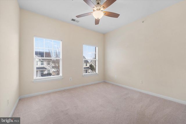 8896 SONG SPARROW DR, Gainesville, VA 20155