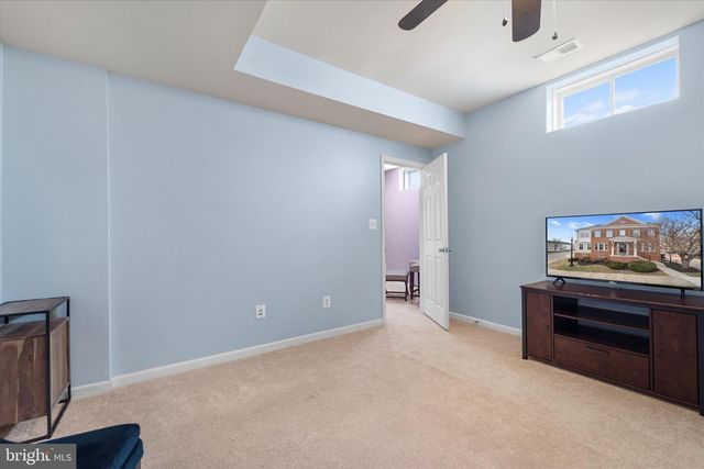 8896 SONG SPARROW DR, Gainesville, VA 20155