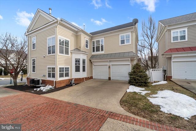 8896 SONG SPARROW DR, Gainesville, VA 20155