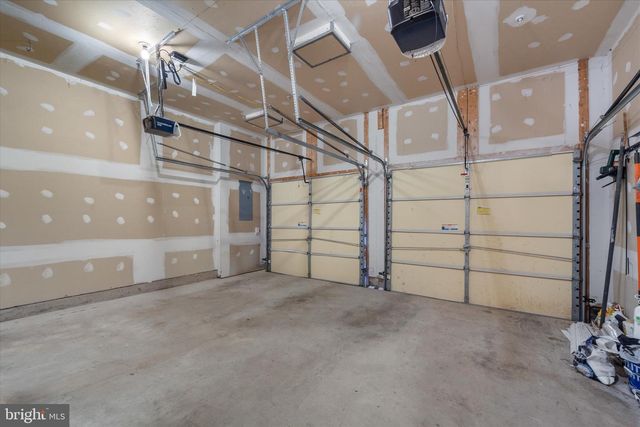 8896 SONG SPARROW DR, Gainesville, VA 20155