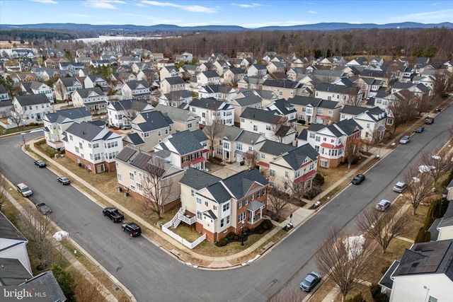 8896 SONG SPARROW DR, Gainesville, VA 20155