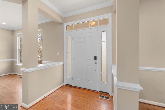 8896 SONG SPARROW DR, Gainesville, VA 20155