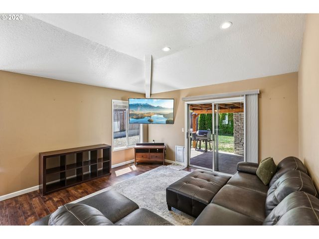 12487 Sw 134TH Ave, Portland, OR 97223