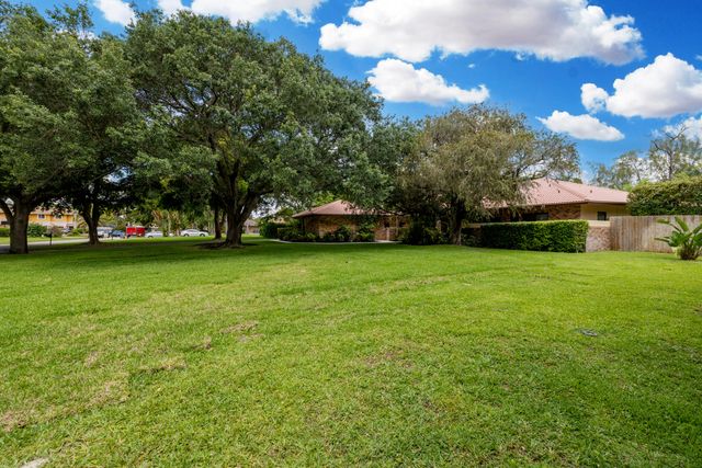 11415 Sundance Lane, Boca Raton, FL 33428