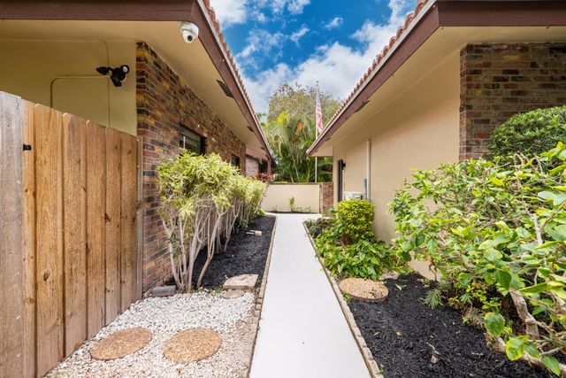 11415 Sundance Lane, Boca Raton, FL 33428