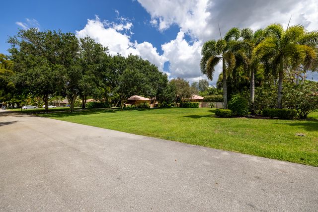 11415 Sundance Lane, Boca Raton, FL 33428
