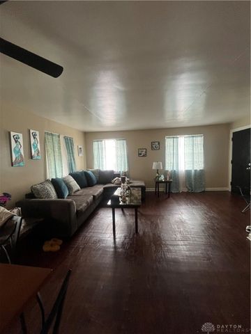 960 Sherwood Drive, Dayton, OH 45406