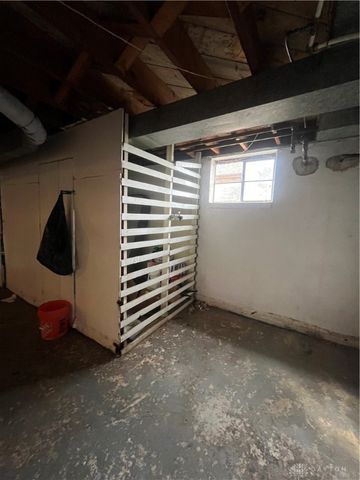 960 Sherwood Drive, Dayton, OH 45406