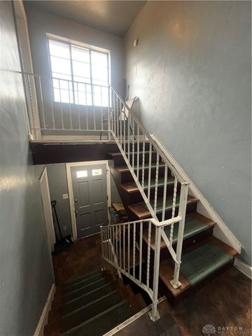 960 Sherwood Drive, Dayton, OH 45406