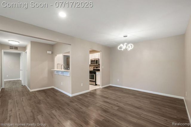 14540 Holborn Drive, Sterling Heights, MI 48313