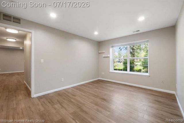 14540 Holborn Drive, Sterling Heights, MI 48313