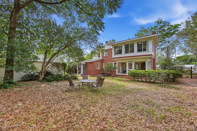2150 NW 7TH LANE, Gainesville, FL 32603
