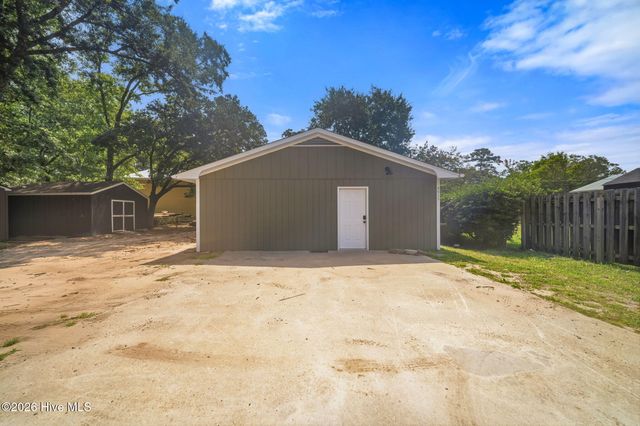 4615 Masonboro Loop Road, Wilmington, NC 28409