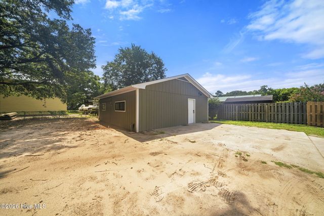 4615 Masonboro Loop Road, Wilmington, NC 28409
