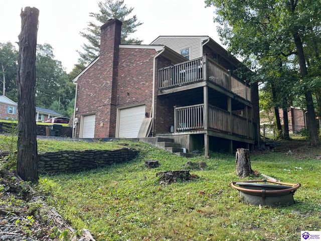 9203 Lakeridge Drive, Louisville, KY 40272