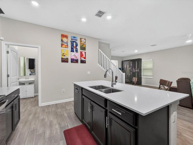 8975 FLUFFY LIE COURT, Davenport, FL 33896