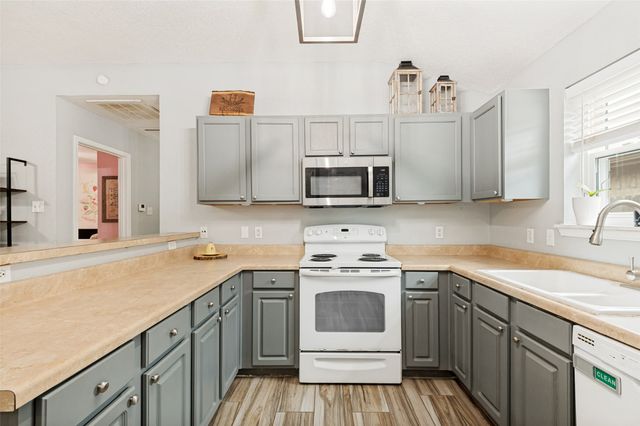 5624 Northfield Drive, Fort Worth, TX 76179