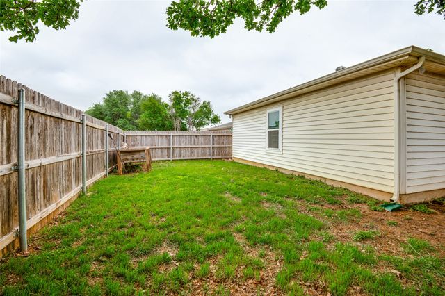 5624 Northfield Drive, Fort Worth, TX 76179