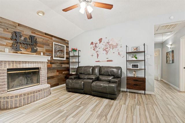 5624 Northfield Drive, Fort Worth, TX 76179