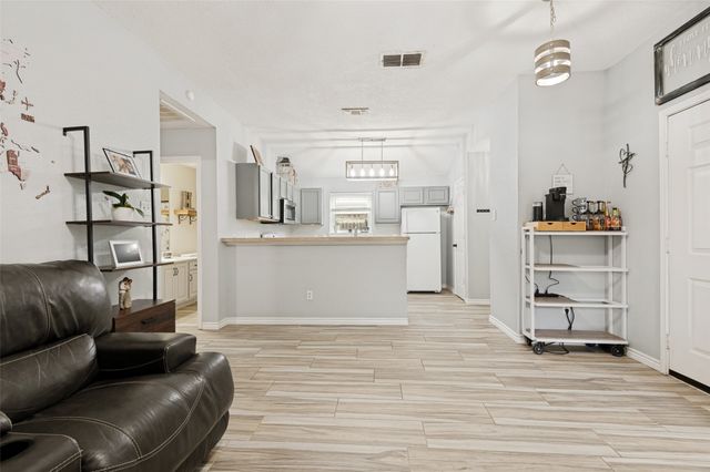 5624 Northfield Drive, Fort Worth, TX 76179