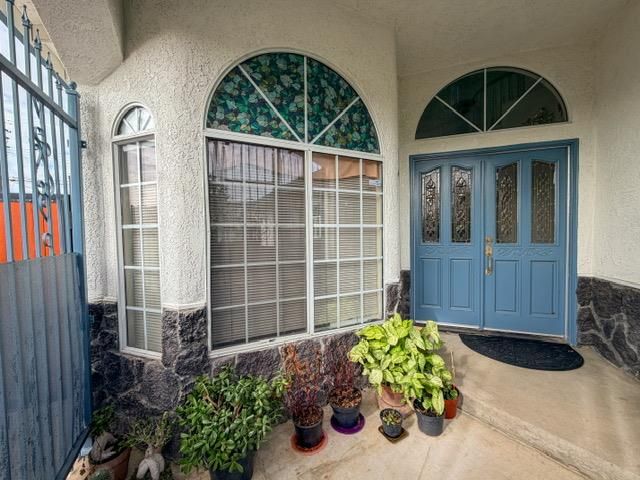 6346 N 25th St, Sacramento, CA 95822