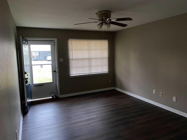 9305 Gardner Street, Beaumont, TX 77707