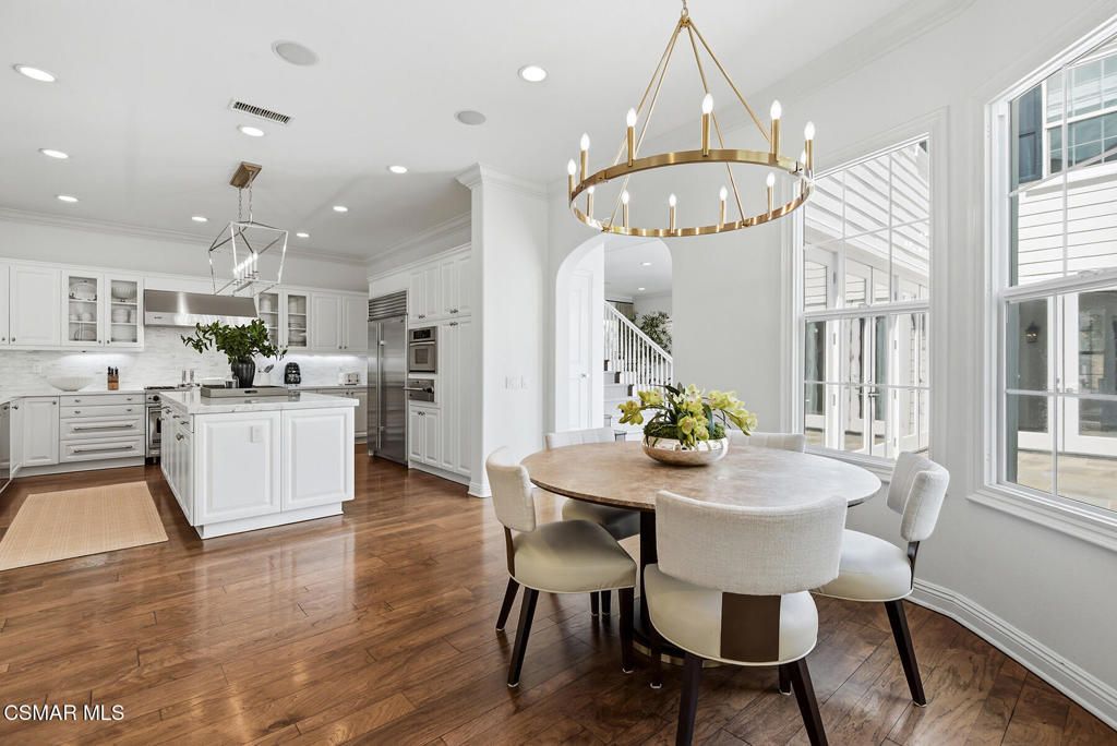 Image 10 of property listing at 4169 Prado De La Puma, Calabasas, CA 91302